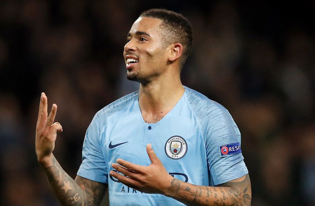 曼联逆转皇马，皮克状态火热