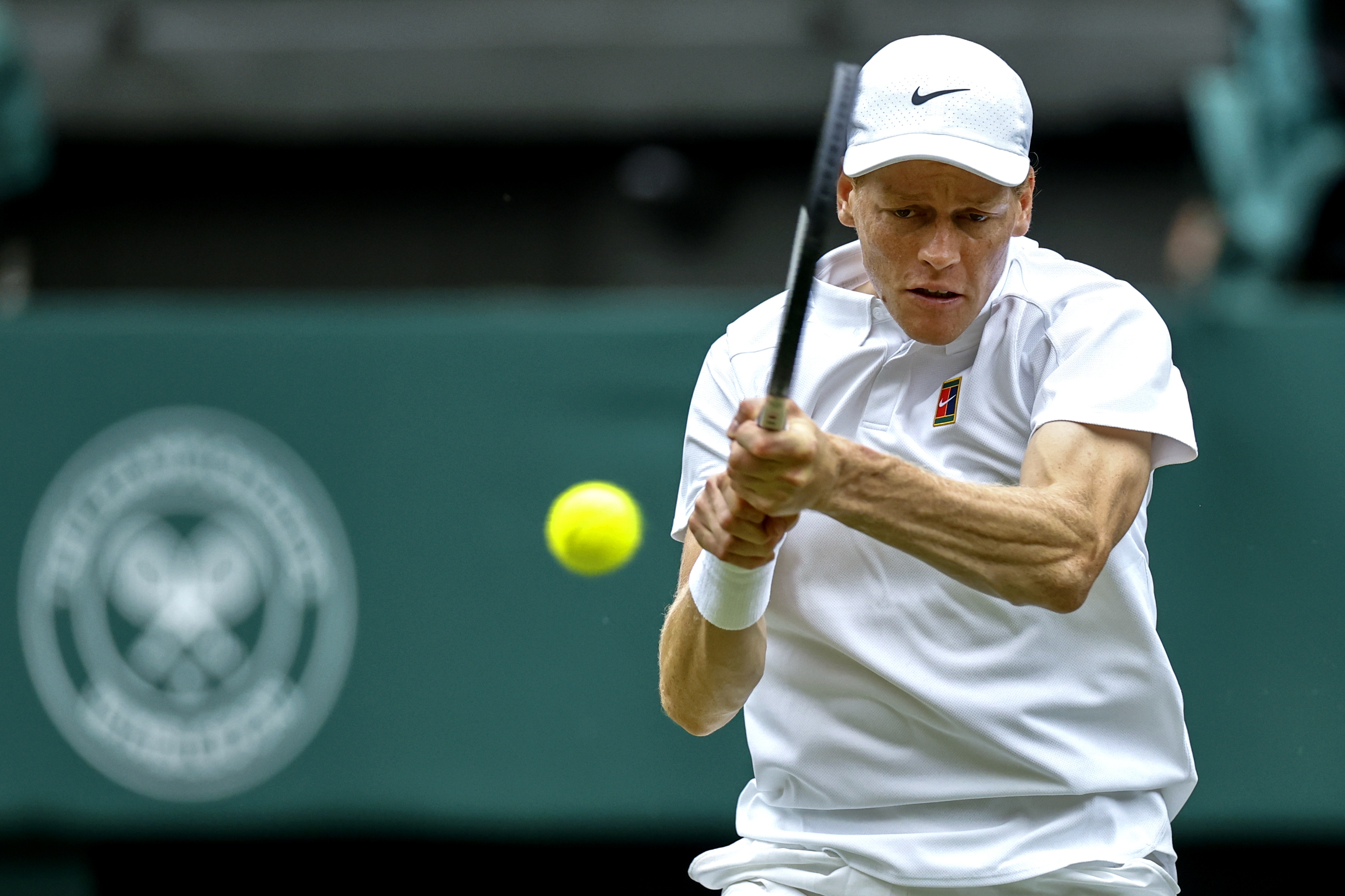 拉沃尔杯翻盘温网,辛纳统治全场 拉沃尔杯翻盘温网,辛纳统治全场