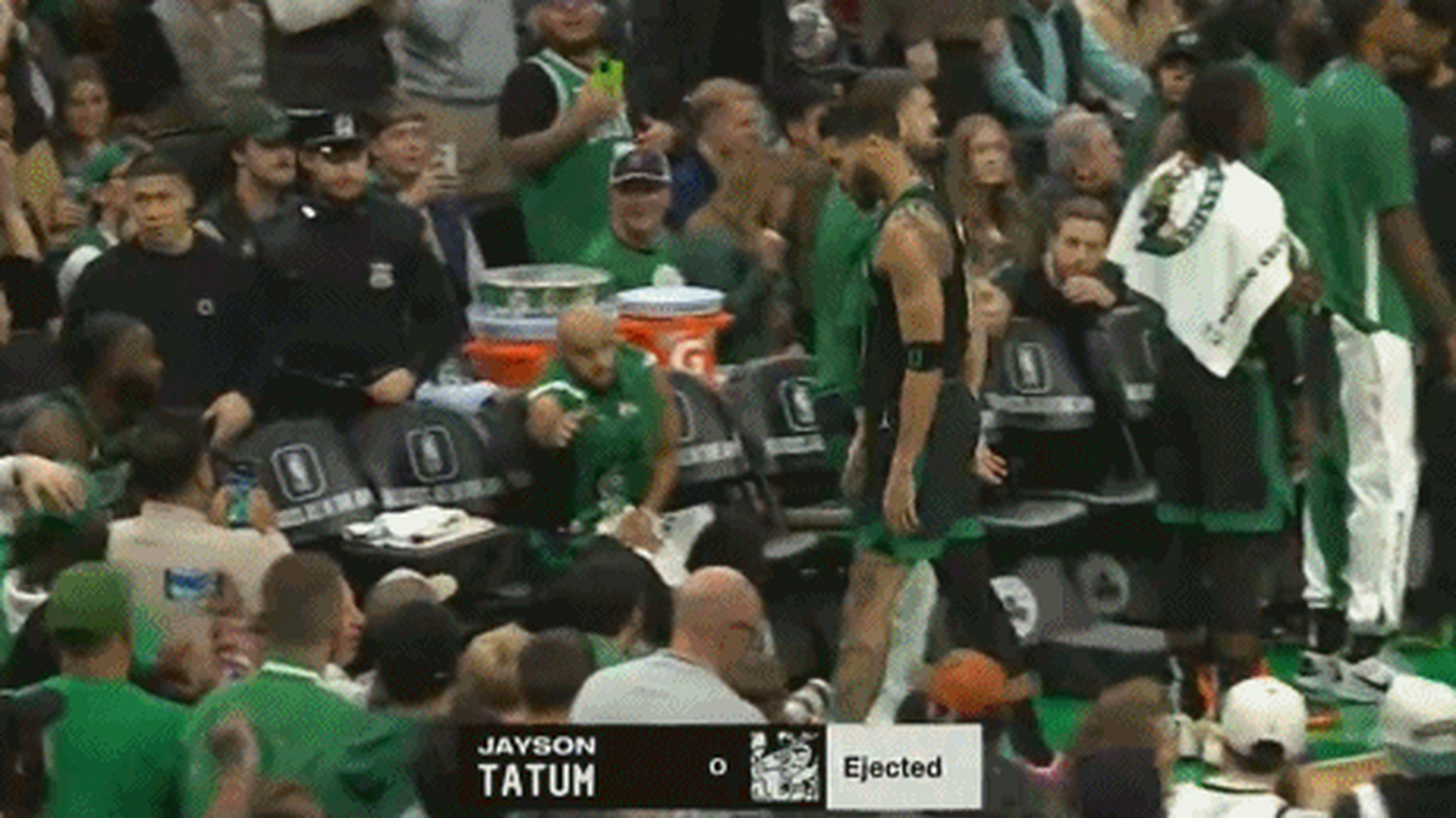 上海队碾压76人，塔图姆扛起全队