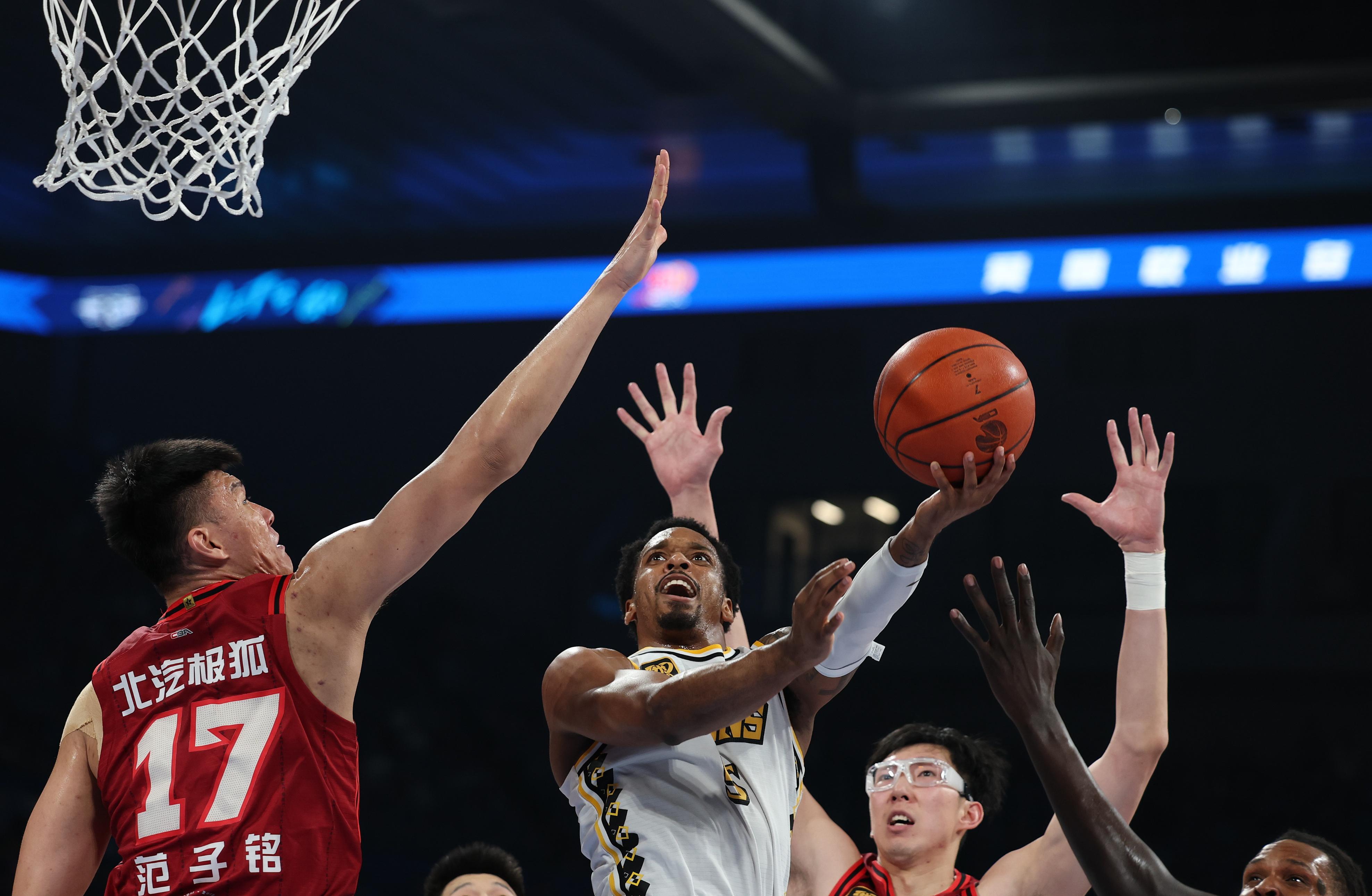 魔术险胜骑士，胡金秋高光表现