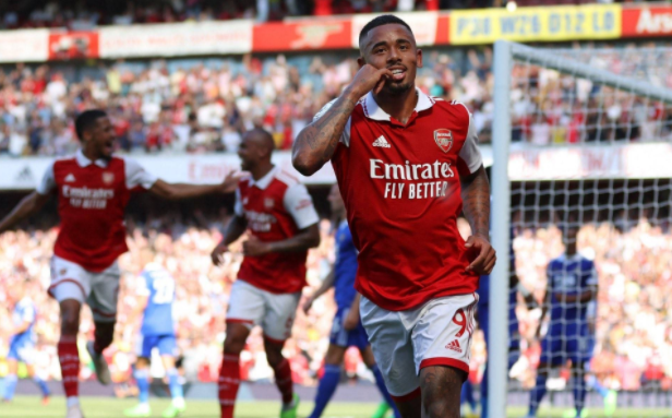 挪威绝杀英格兰，马丁内利点燃赛场