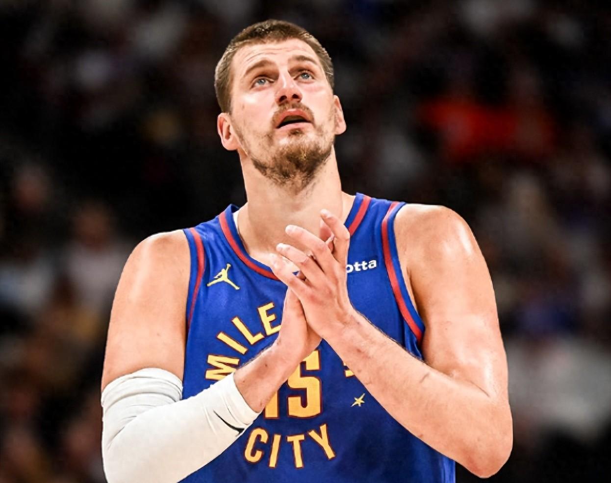 篮网横扫雷霆,约基奇刷新纪录 篮网横扫雷霆,约基奇刷新纪录