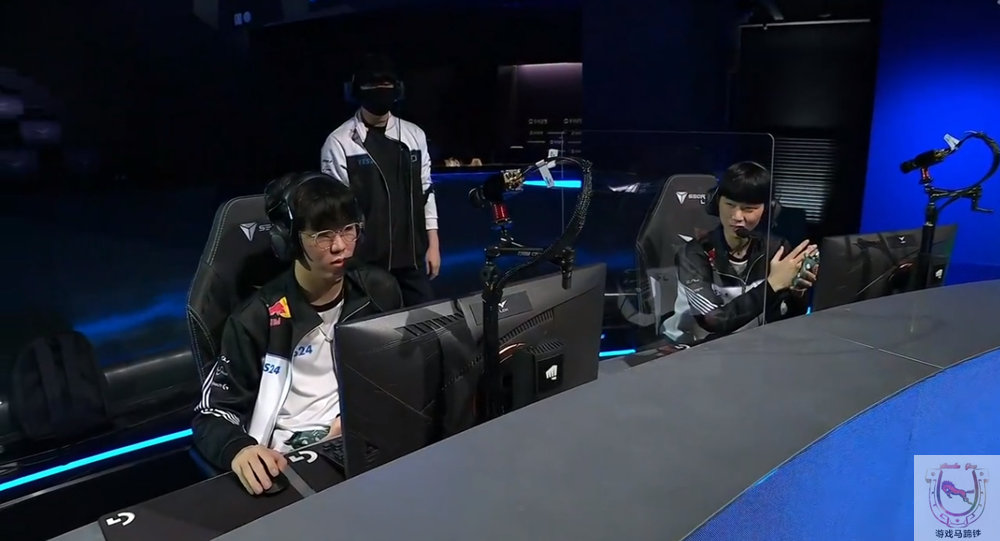 DRX2逆转FPX，Caps三分雨点燃全场